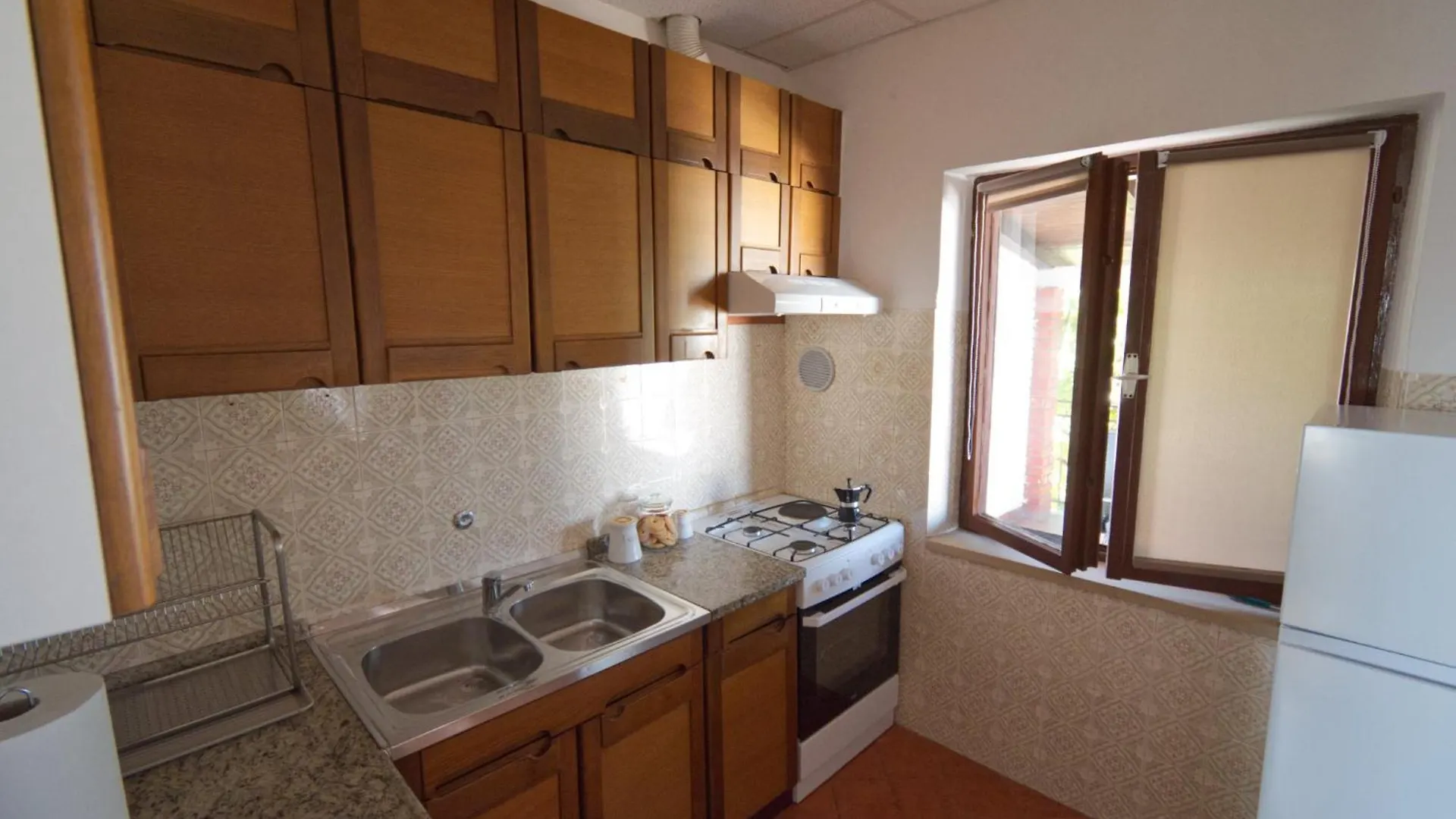 Apartment Poli Sterne, Two Rooms And Pet Friendly Rakalj