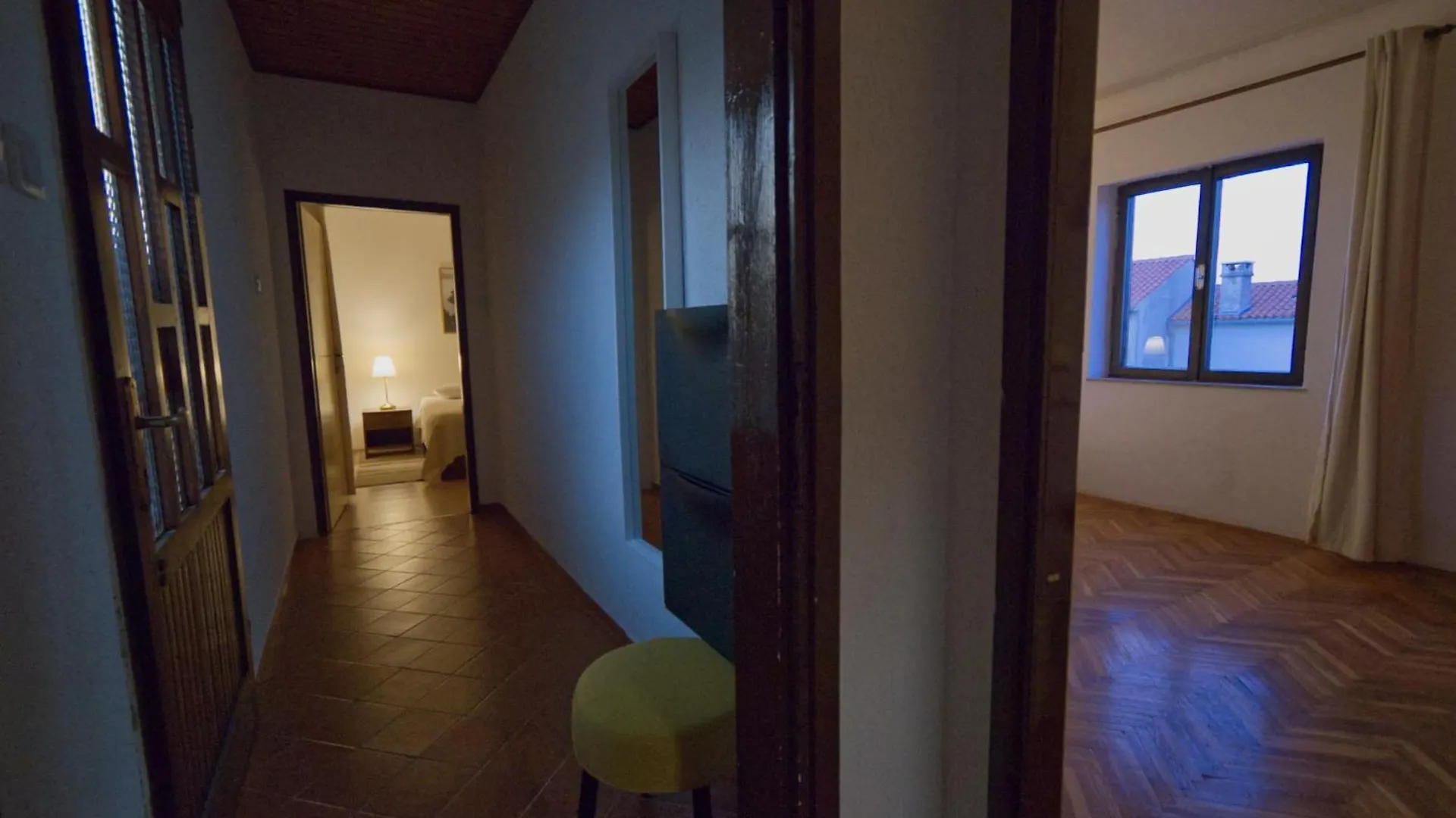 Apartment Poli Sterne, Two Rooms And Pet Friendly Rakalj