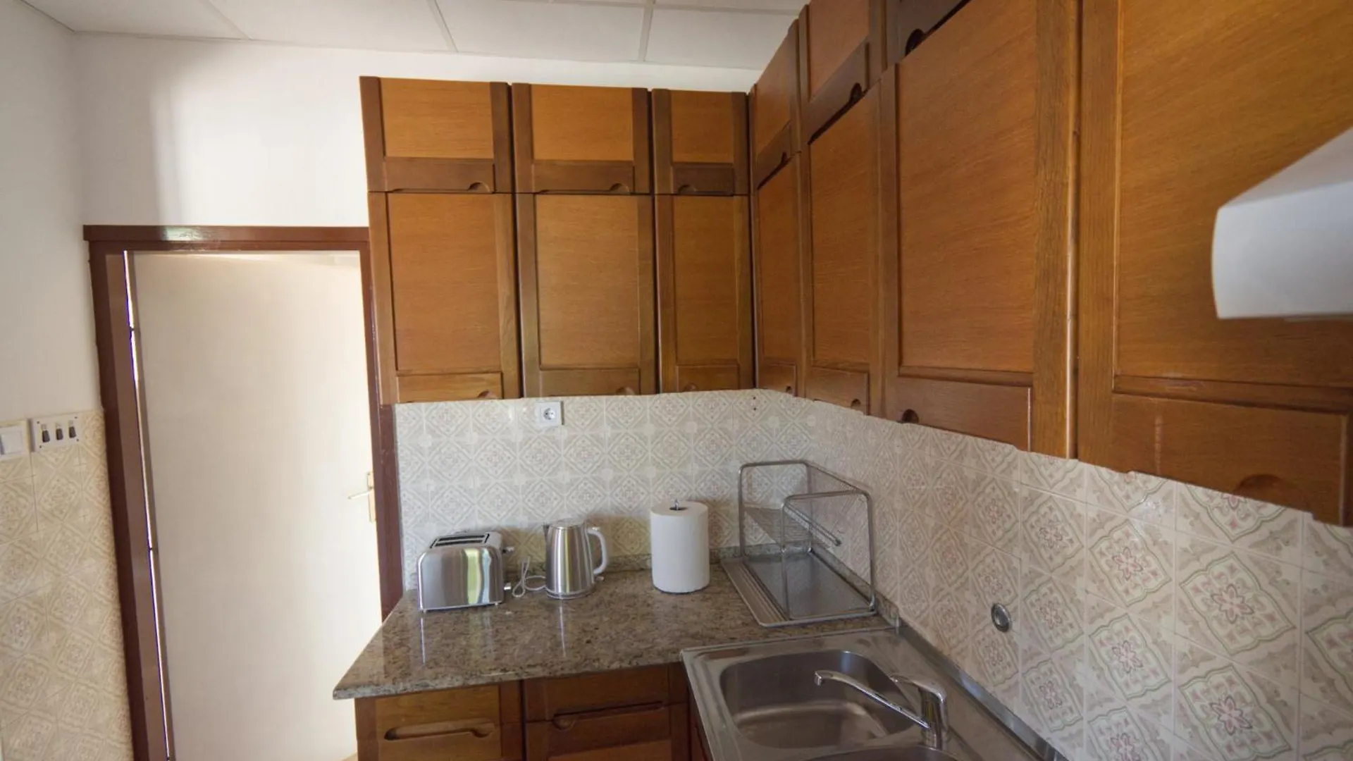 Apartment Poli Sterne, Two Rooms And Pet Friendly Rakalj