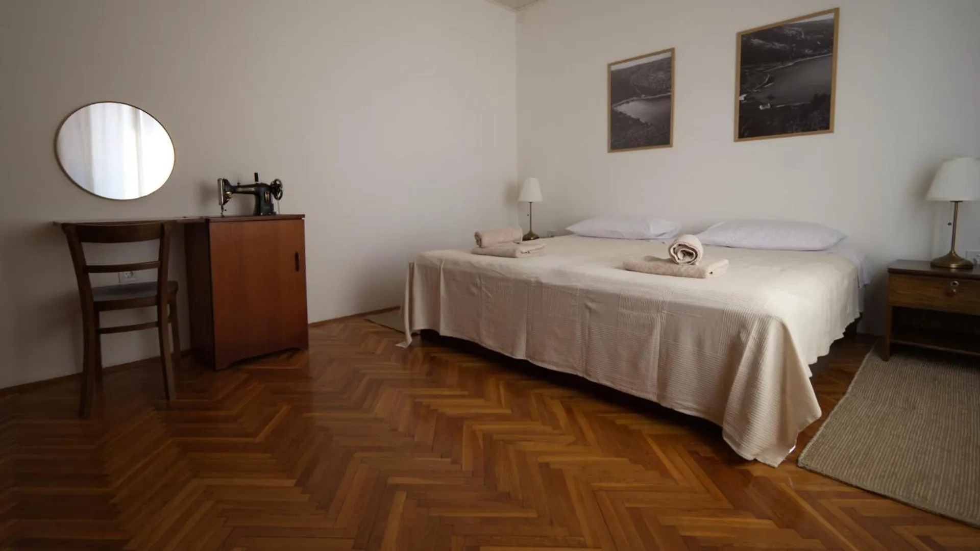 Apartment Poli Sterne, Two Rooms And Pet Friendly Rakalj